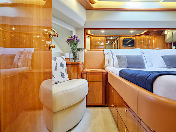 Yacht Estia Yi cabin