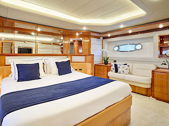 Yacht Estia Yi cabin