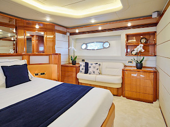 Yacht Estia Yi cabin