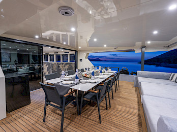 allaboutyachts-calm-down_0021.0x260