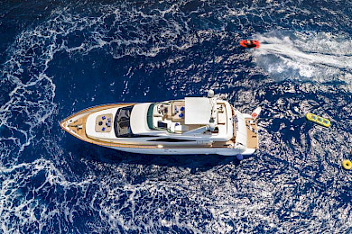 allaboutyachts-iris_0016.0x260